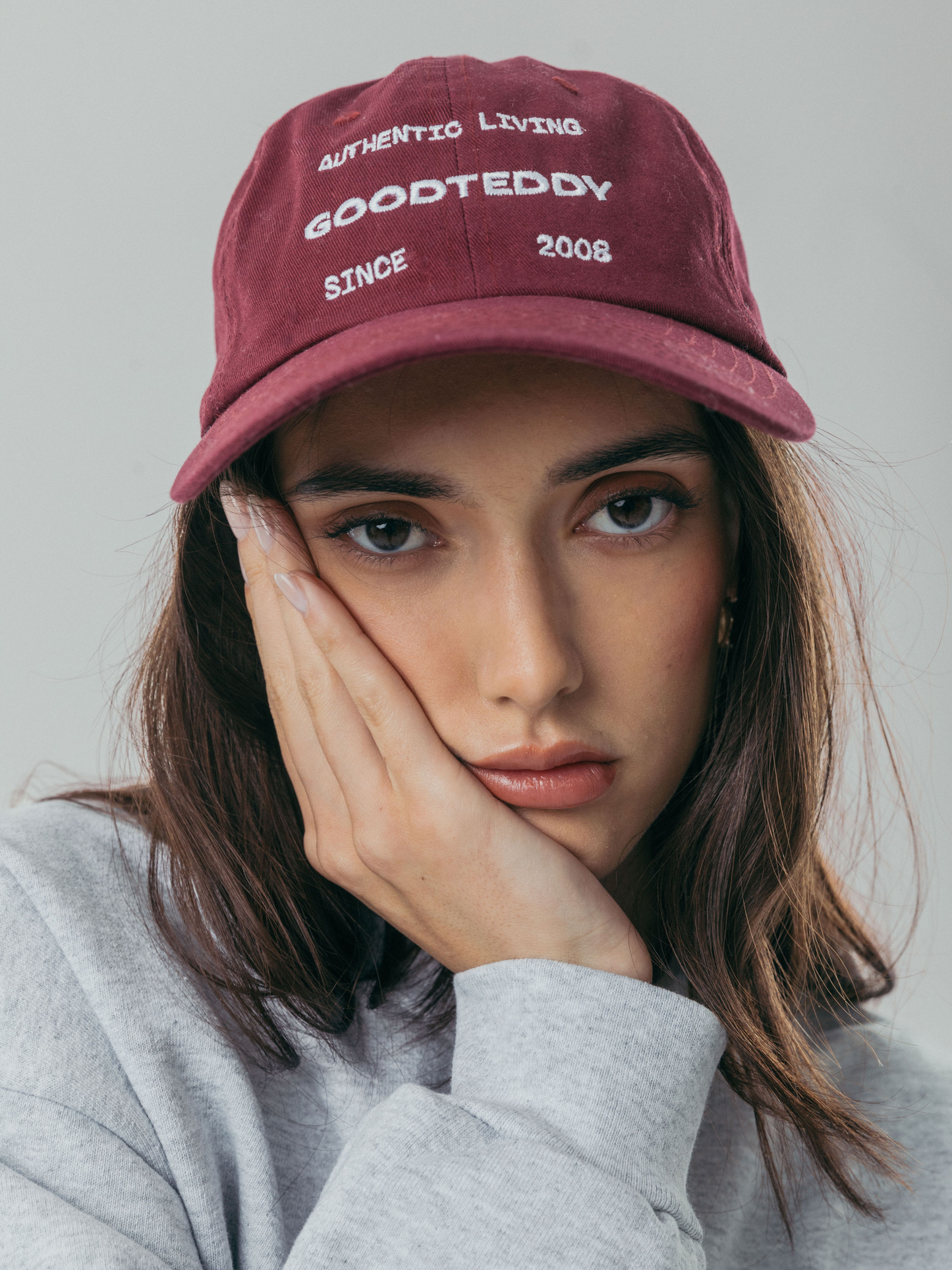 AUTHENTIC LIVING CAP - MERLOT/WHITE