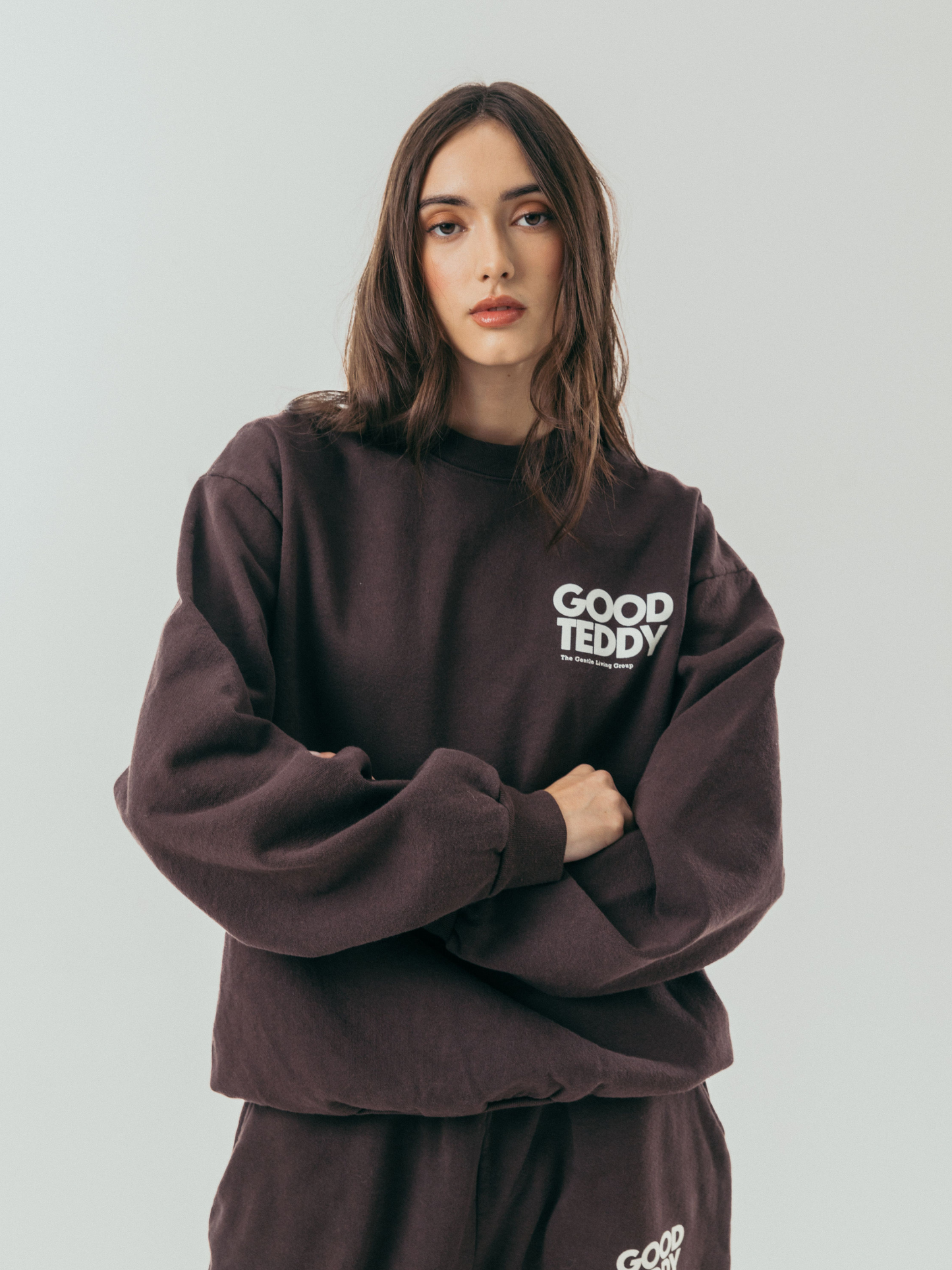 GENTLE LIVING GROUP CREWNECK - ESPRESSO/CREAM